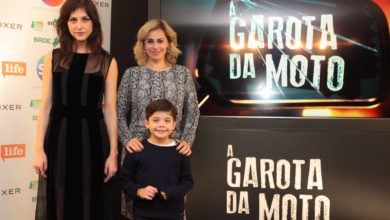 ATRIZES A GAROTA DA MOTO