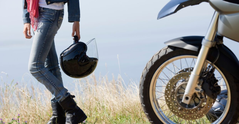 moto e capacete