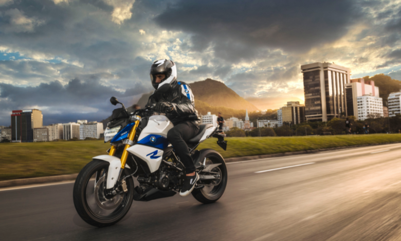 BMW G310 R